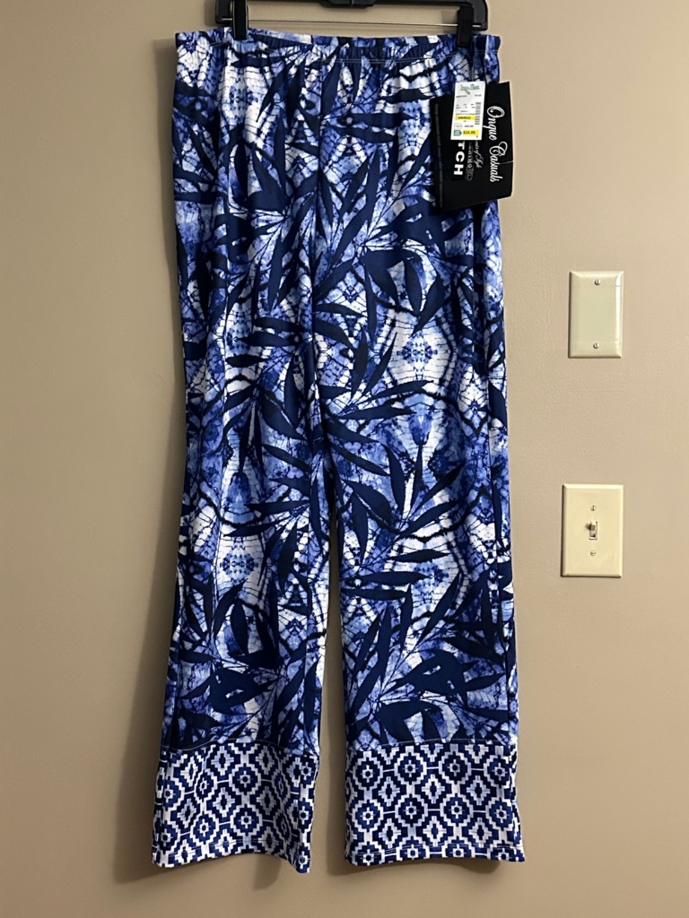 Onque Casuals Blue Multi Print Wide-Leg Pants